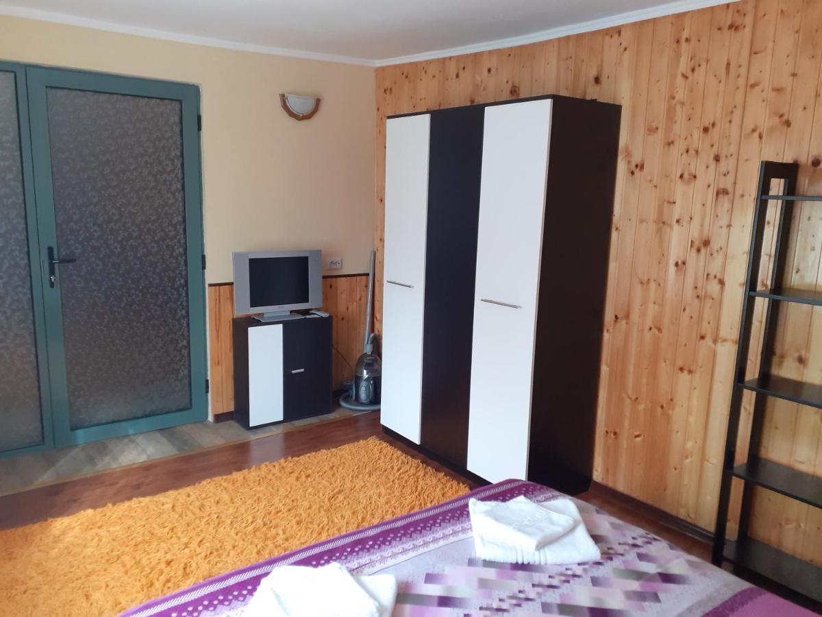 דירות קמפולונג Vinatoru Apartament Intrare Prin Strada Sculptor Constantin Baraschi מראה חיצוני תמונה