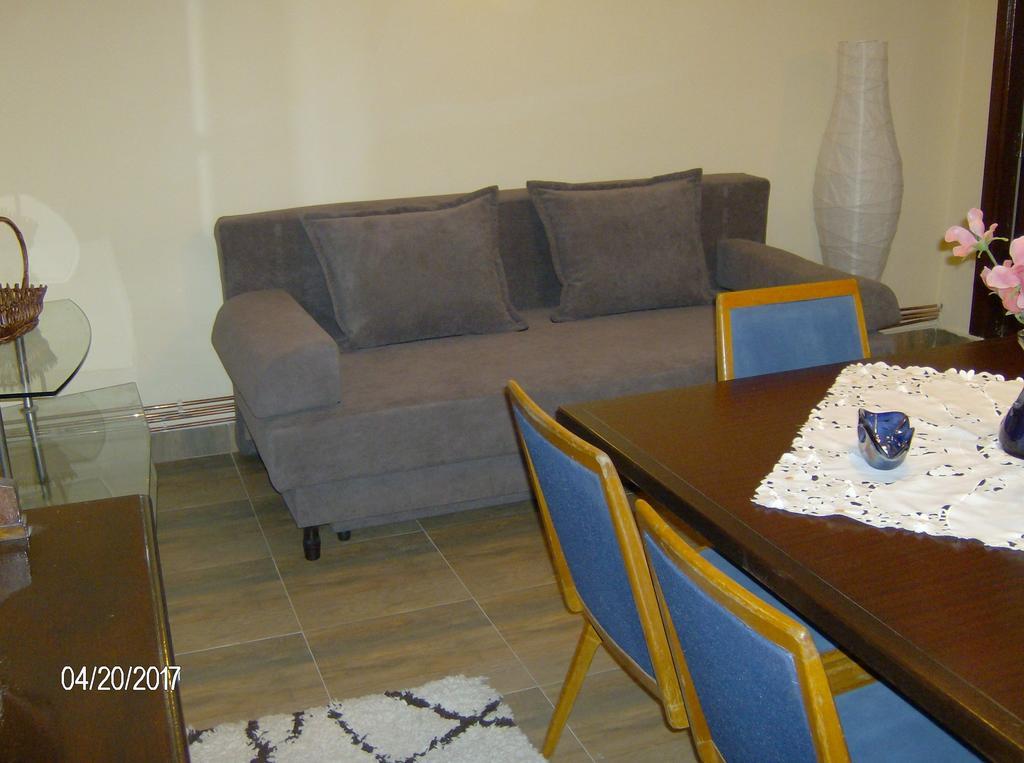 דירות קמפולונג Vinatoru Apartament Intrare Prin Strada Sculptor Constantin Baraschi מראה חיצוני תמונה